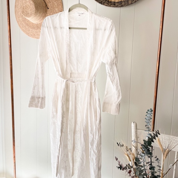 Long Vanity Fair Bathrobe - Picture 2 of 7